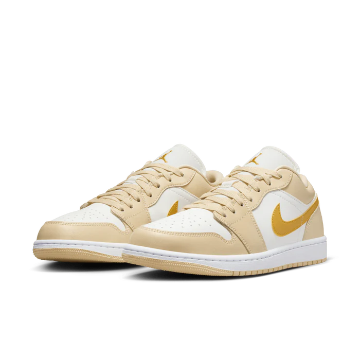 Womens Air Jordan 1 Low Shoe