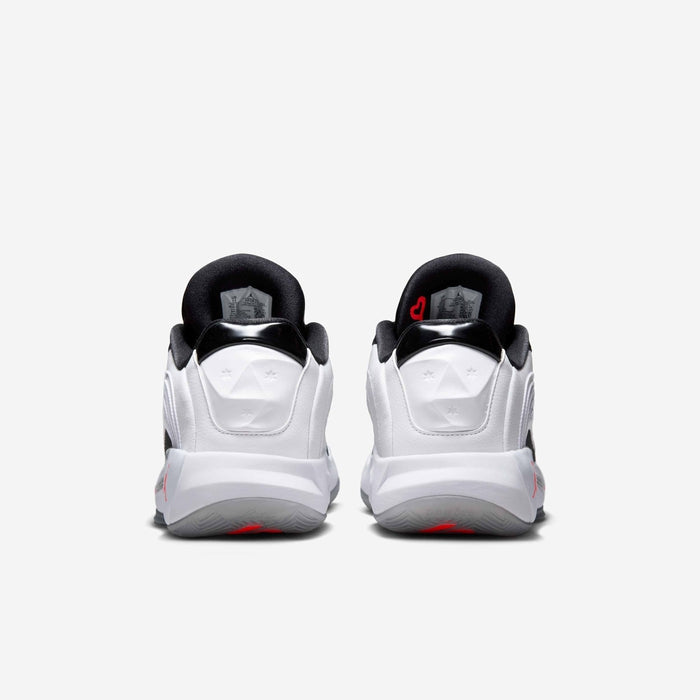 Mens Luka 4 Basketball Shoe