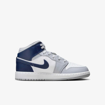 Junior Air Jordan 1 Mid Shoe