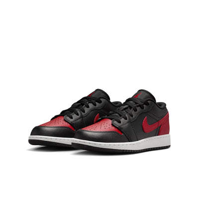 Junior Air Jordan 1 Low Shoe