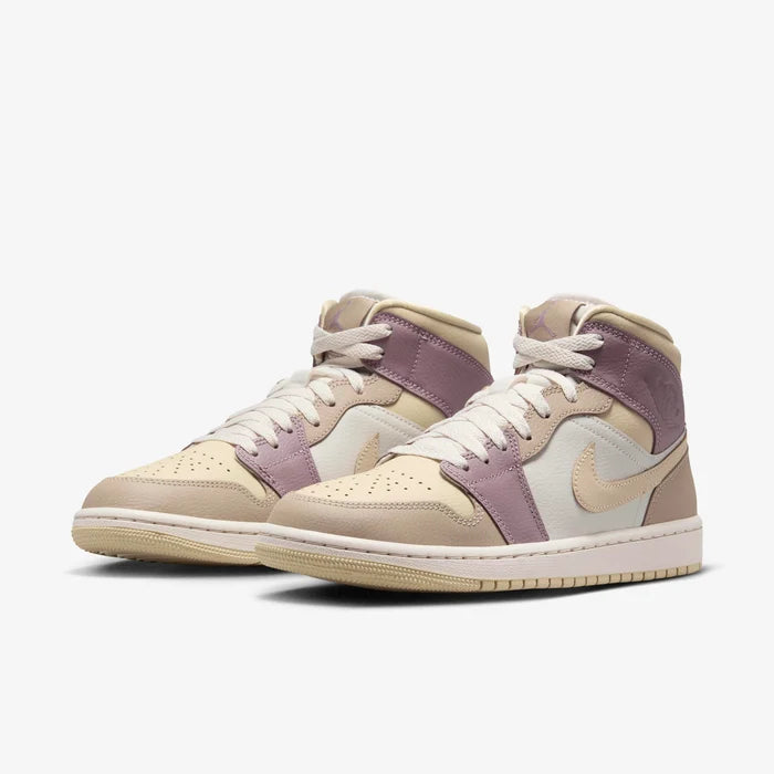 Womens Jordan 1 Mid Shoe