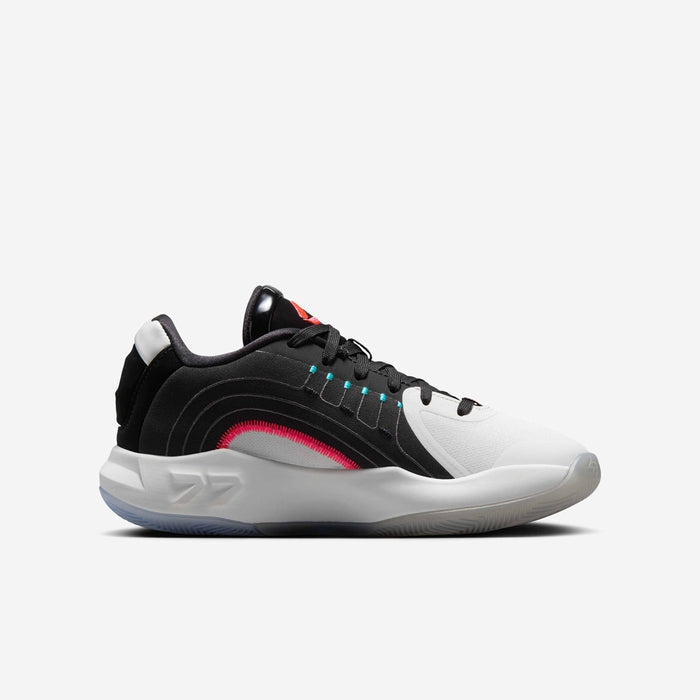 Junior Luka 4 Navigator Basketball Shoe