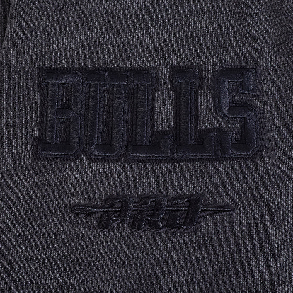 Mens Chicago Bulls Washed Classic Sweatshirt