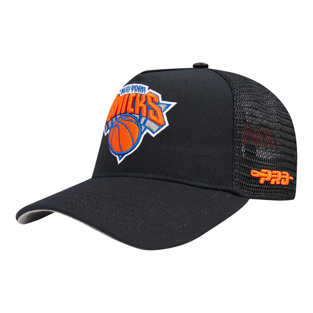 Mens New York Knicks Classic Trucker Cap