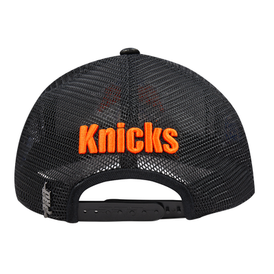 Mens New York Knicks Classic Trucker Cap