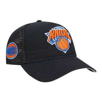 Mens New York Knicks Classic Trucker Cap