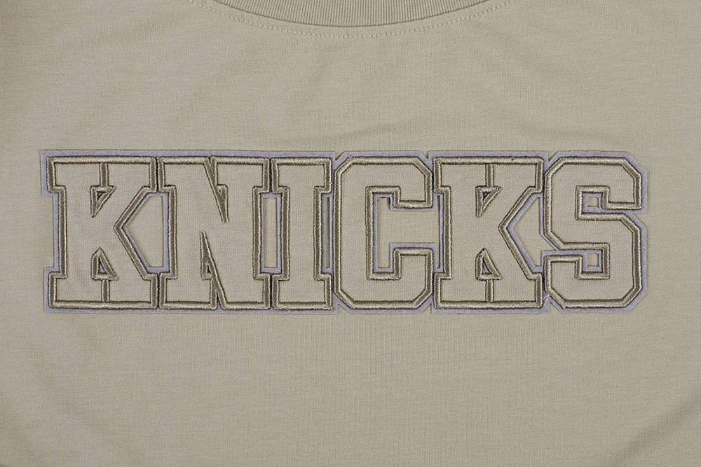 Womens New York Knicks Classic Neutral Boxy T-Shirt
