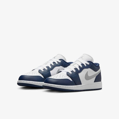 Junior Air Jordan 1 Low Shoe