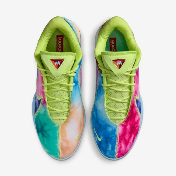 Mens LEBRON XXII Basketball Shoe