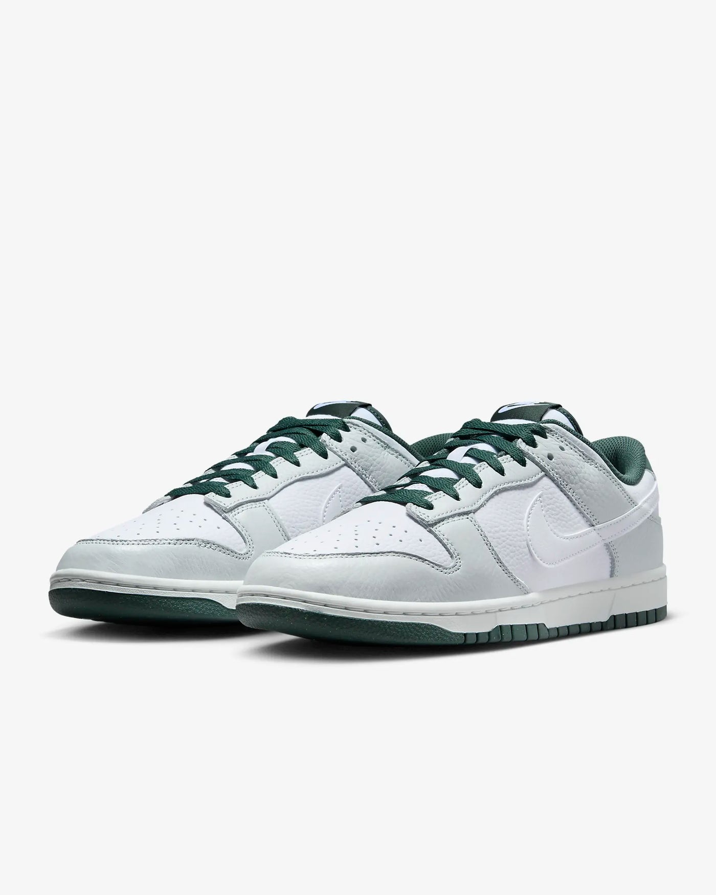 Mens Dunk Low Retro SE COB Shoe