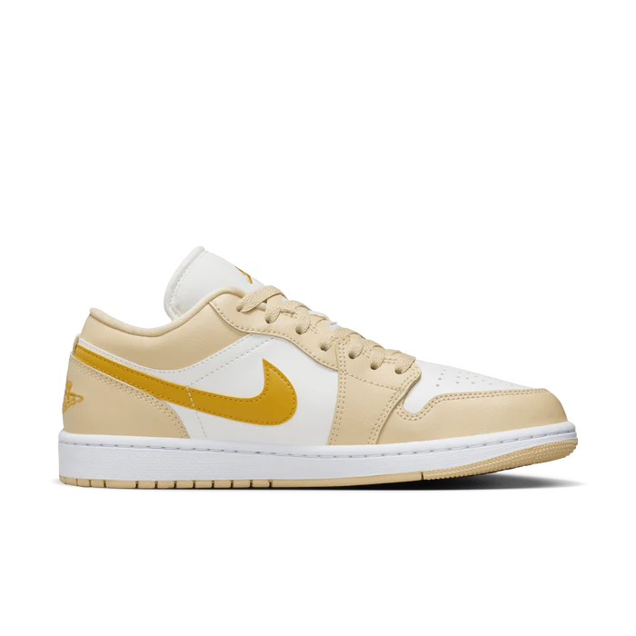 Womens Air Jordan 1 Low Shoe