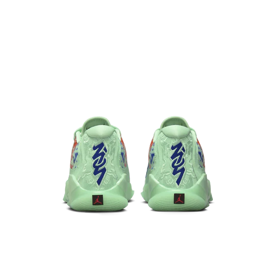 Boys Zion Williamson MUD Basketball Shoe