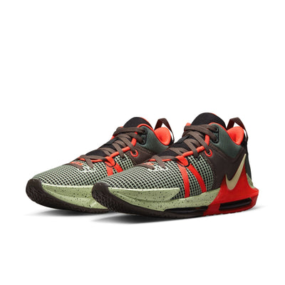 Mens Lebron Witness VII Shoe